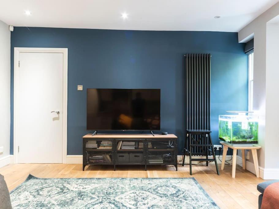 Ferienwohnung Surbiton Garden Flat Exterior foto